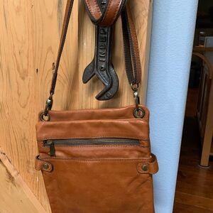 Patricia Nash crossbody purse